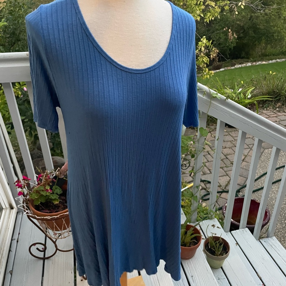 LuLaRoe Navy Ribbed Knit Top